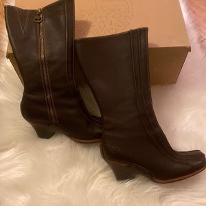 Ladies Timberland over the calve boots, Size 7M,EU38,JP24,UK5, great condition